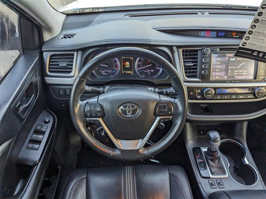 used 2019 Toyota Highlander car, priced at $24,899