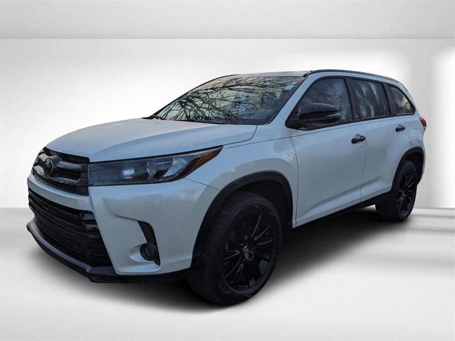 used 2019 Toyota Highlander car, priced at $24,899