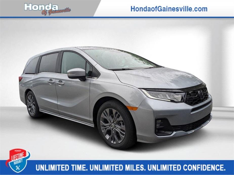 new 2025 Honda Odyssey car, priced at $48,005