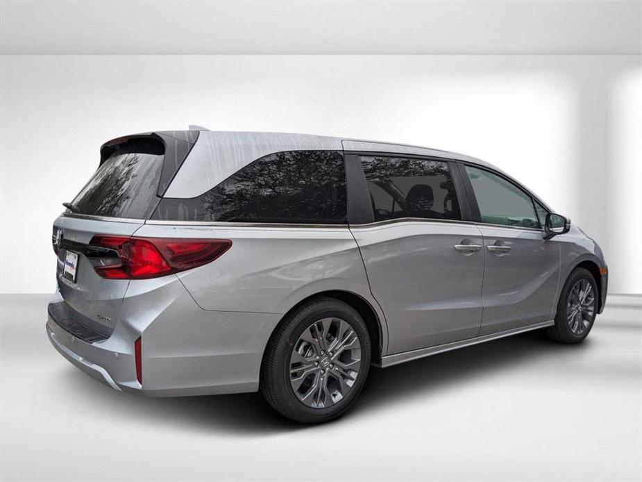 new 2025 Honda Odyssey car, priced at $48,005