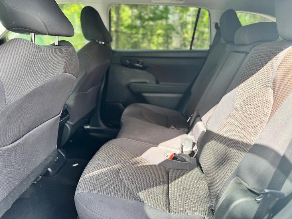 used 2023 Toyota Highlander car, priced at $32,519