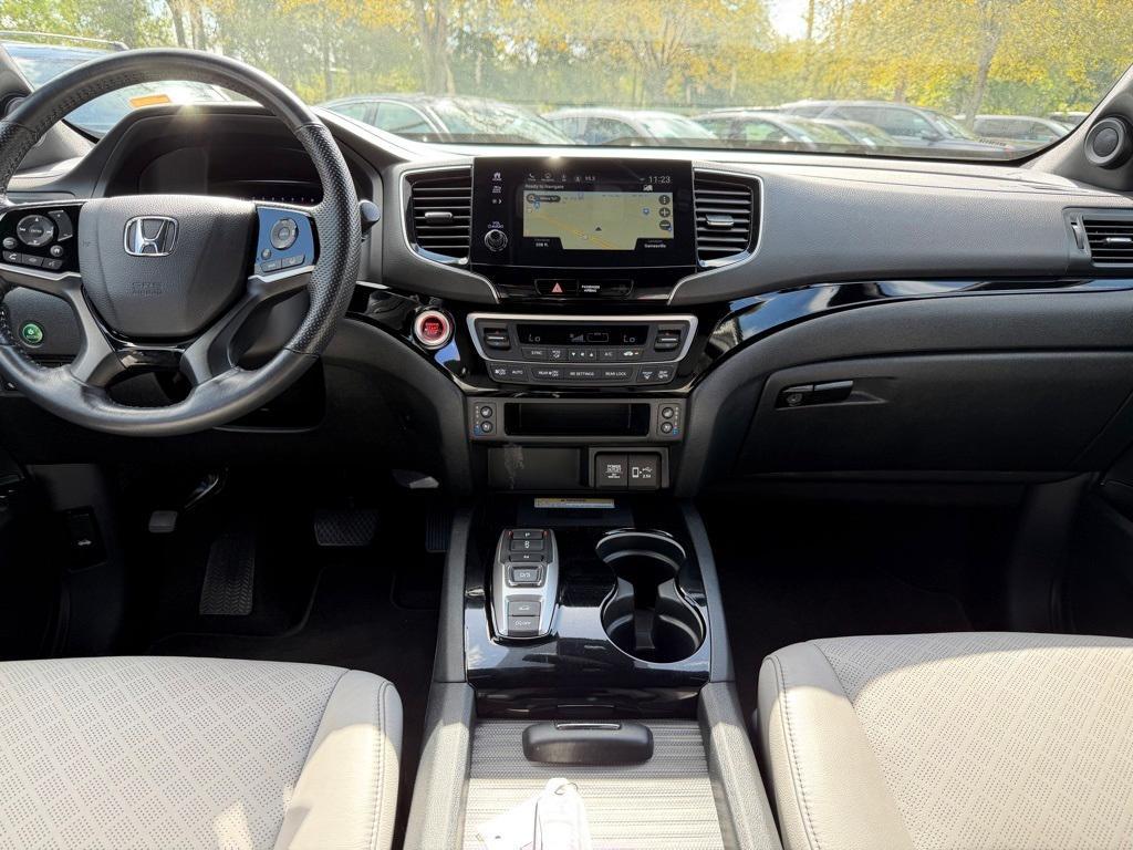 used 2022 Honda Passport car, priced at $29,389