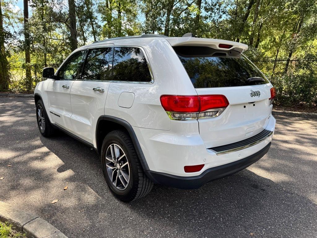 used 2018 Jeep Grand Cherokee car, priced at $18,215