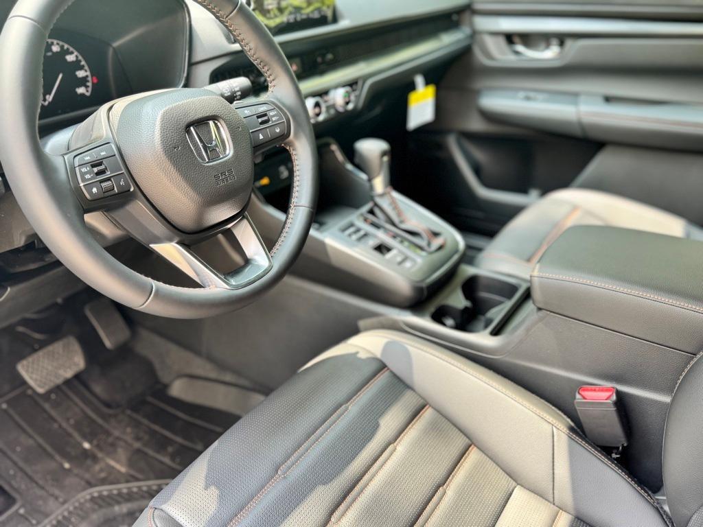 new 2025 Honda CR-V Hybrid car, priced at $40,545