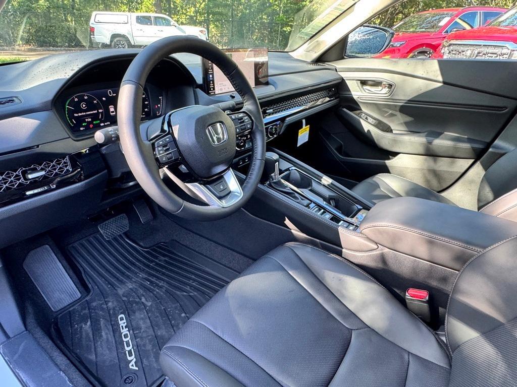 new 2025 Honda Accord Hybrid car, priced at $40,905