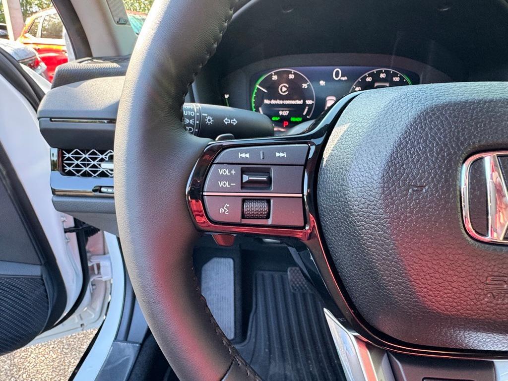new 2025 Honda Accord Hybrid car, priced at $40,905