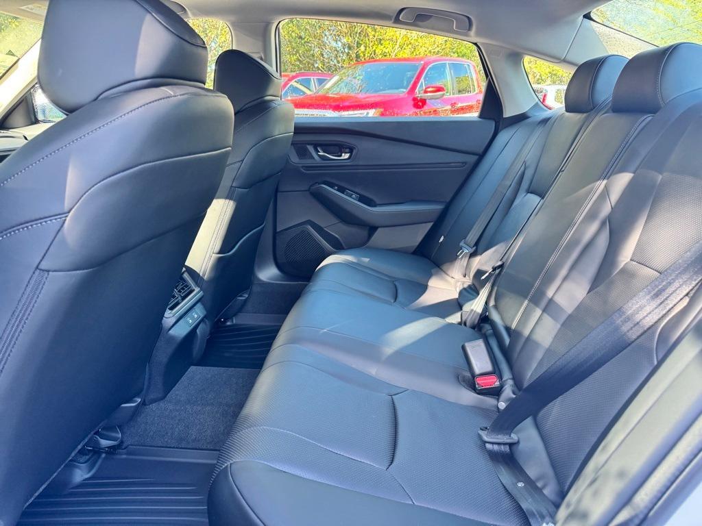 new 2025 Honda Accord Hybrid car, priced at $40,905