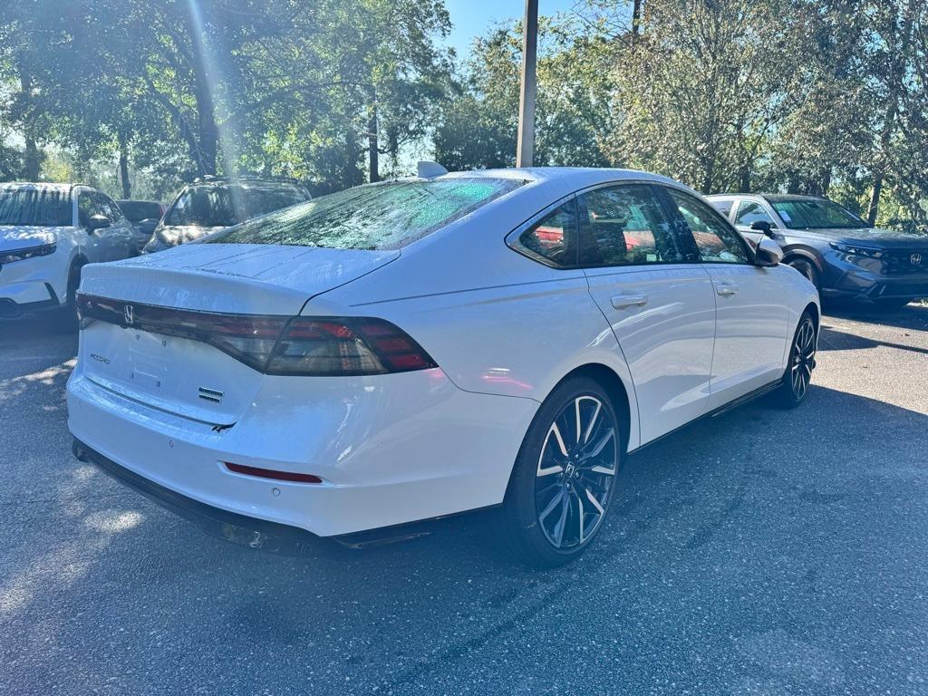 new 2025 Honda Accord Hybrid car, priced at $40,905