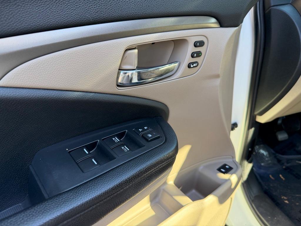 used 2021 Honda Pilot car, priced at $27,441