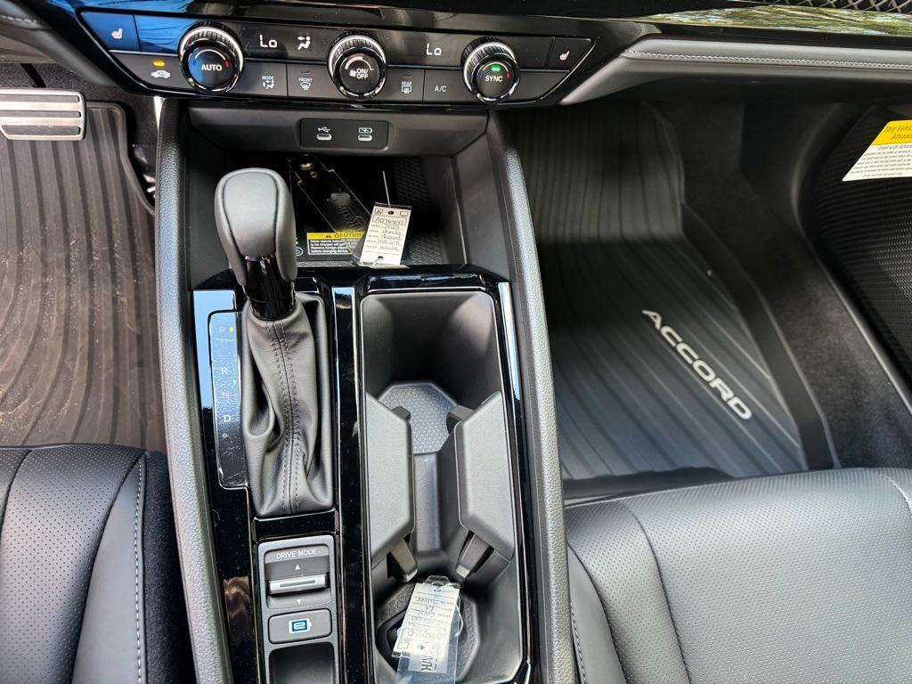 new 2025 Honda Accord Hybrid car, priced at $37,025