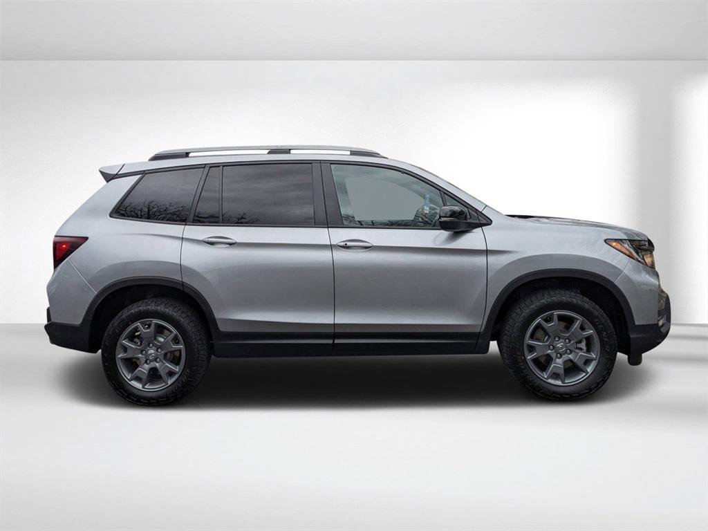 new 2025 Honda Passport car, priced at $45,440