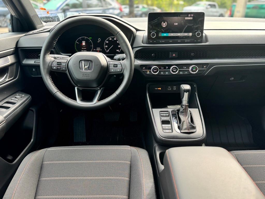 new 2025 Honda CR-V Hybrid car, priced at $38,000