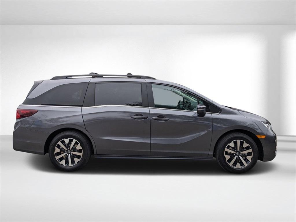 new 2025 Honda Odyssey car, priced at $44,275