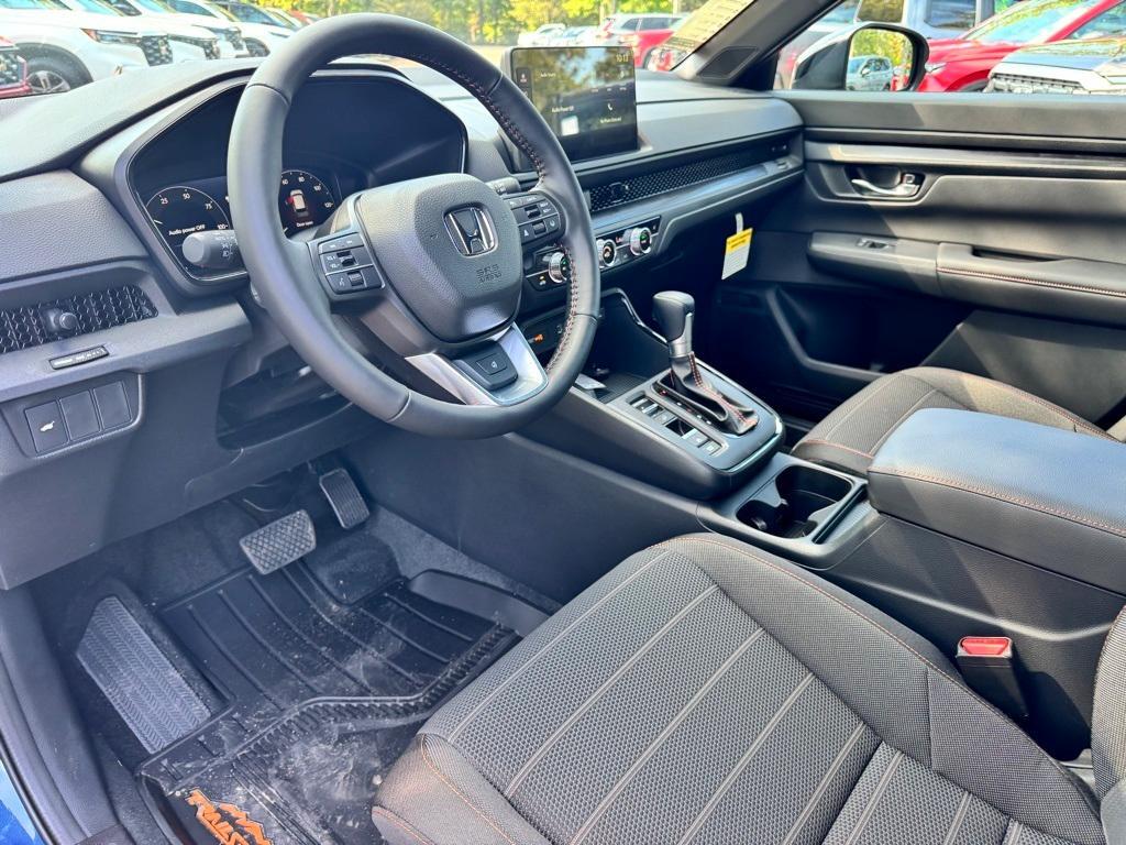 new 2026 Honda CR-V Hybrid car, priced at $40,195