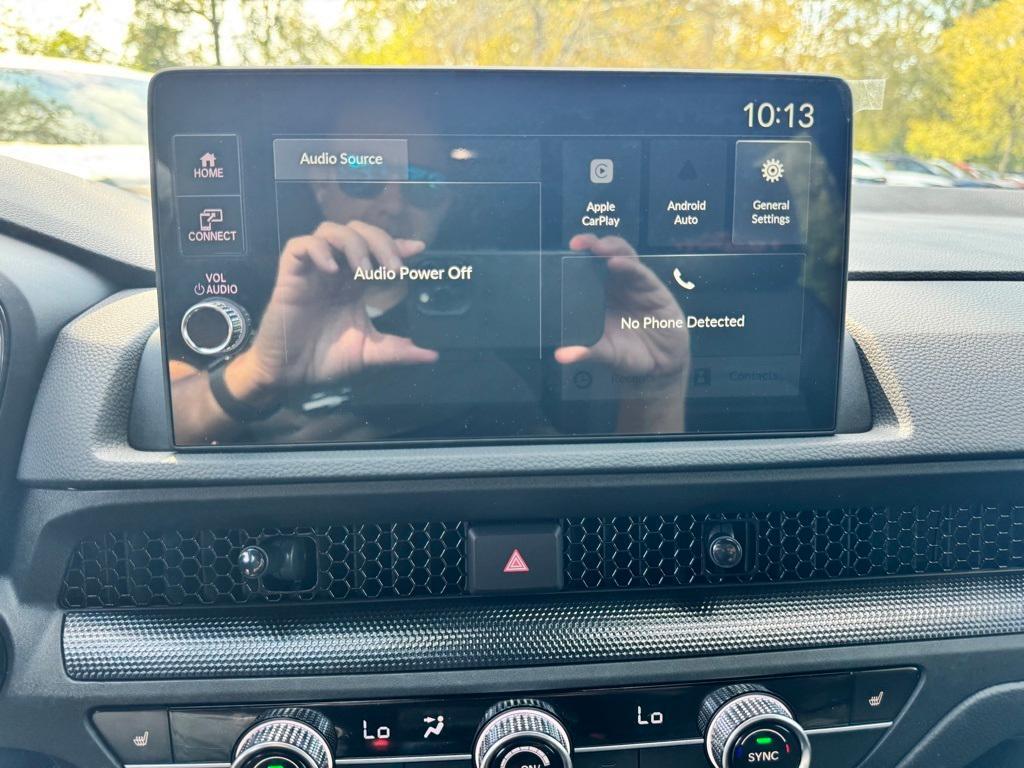 new 2026 Honda CR-V Hybrid car, priced at $40,195