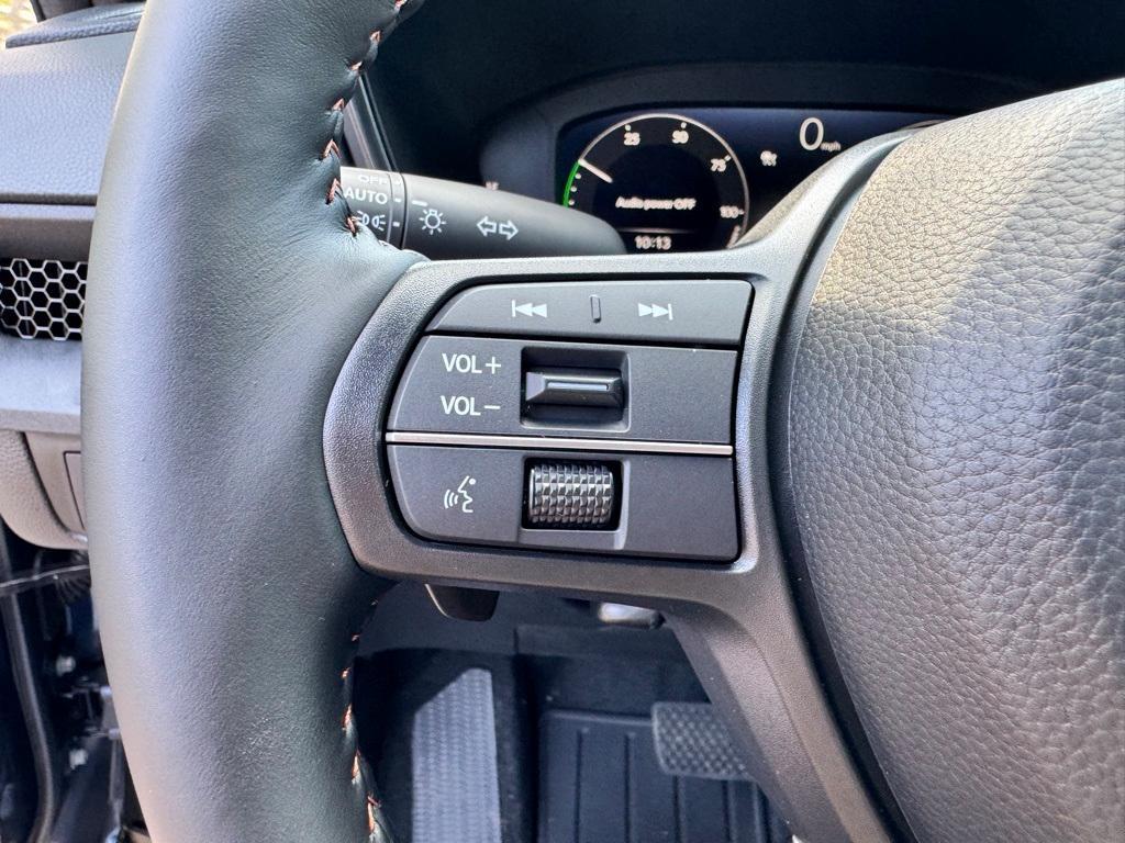 new 2026 Honda CR-V Hybrid car, priced at $40,195