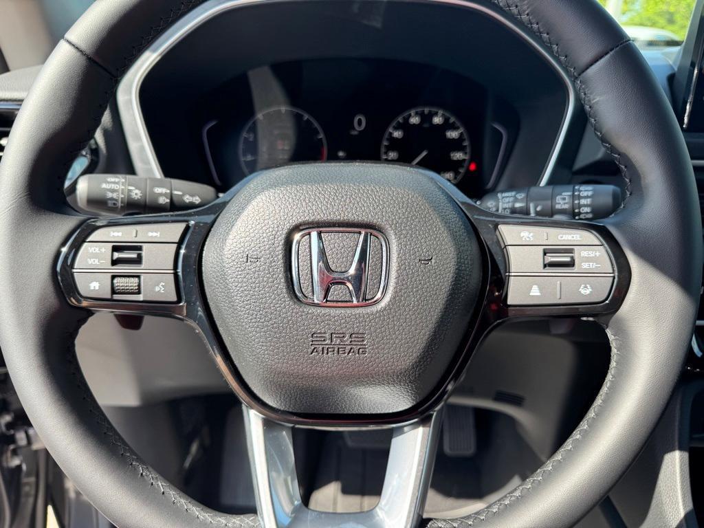 new 2025 Honda Pilot car, priced at $49,680