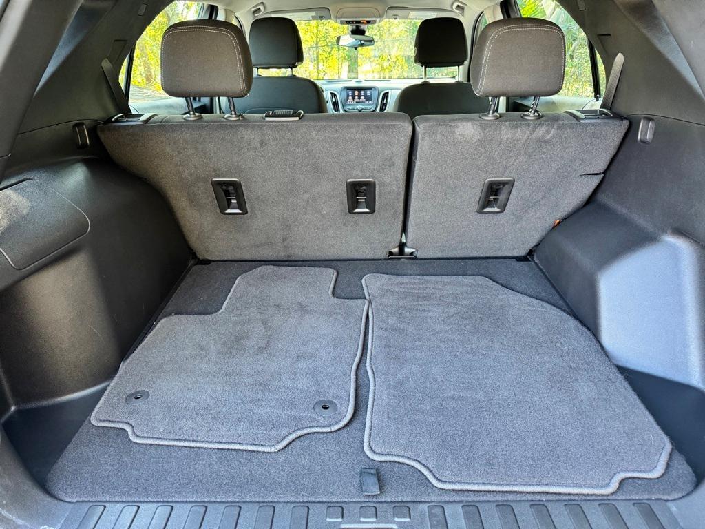 used 2023 Chevrolet Equinox car, priced at $20,911