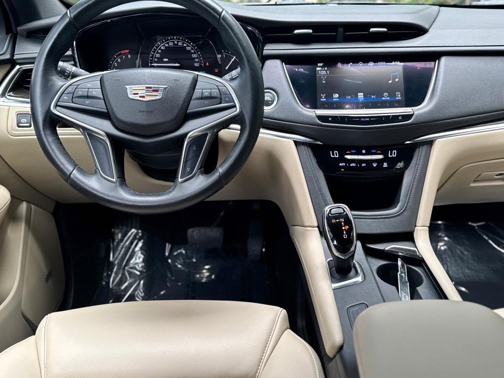 used 2018 Cadillac XT5 car, priced at $19,430