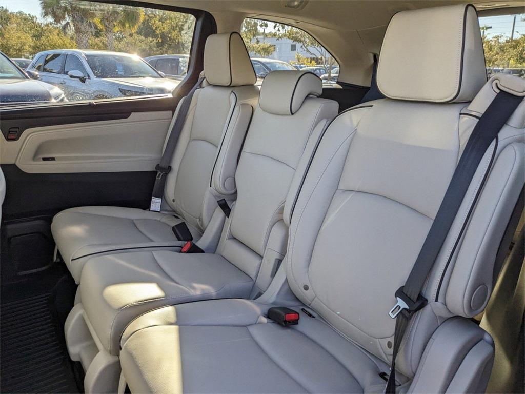 new 2025 Honda Odyssey car, priced at $48,005