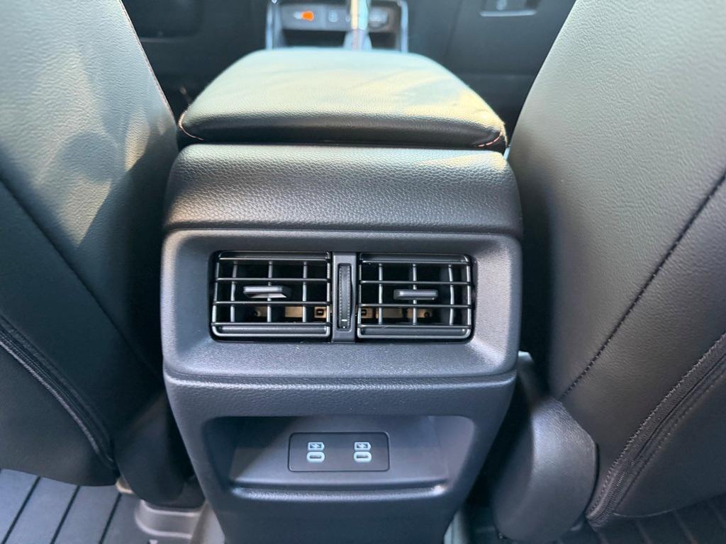 new 2026 Honda CR-V Hybrid car, priced at $41,675