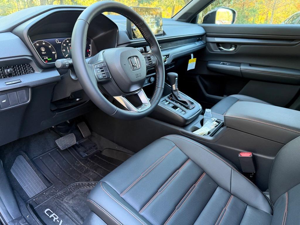 new 2026 Honda CR-V Hybrid car, priced at $41,675