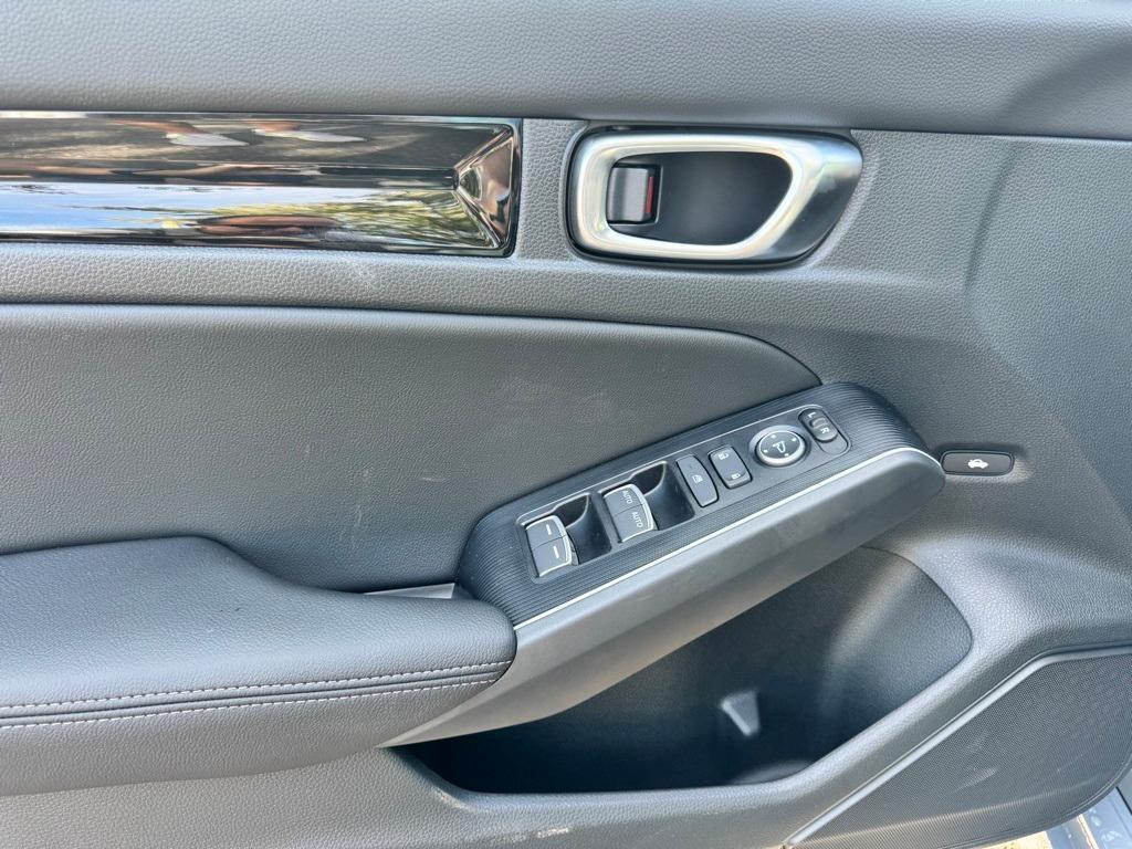 new 2026 Honda Civic Hybrid car, priced at $33,900
