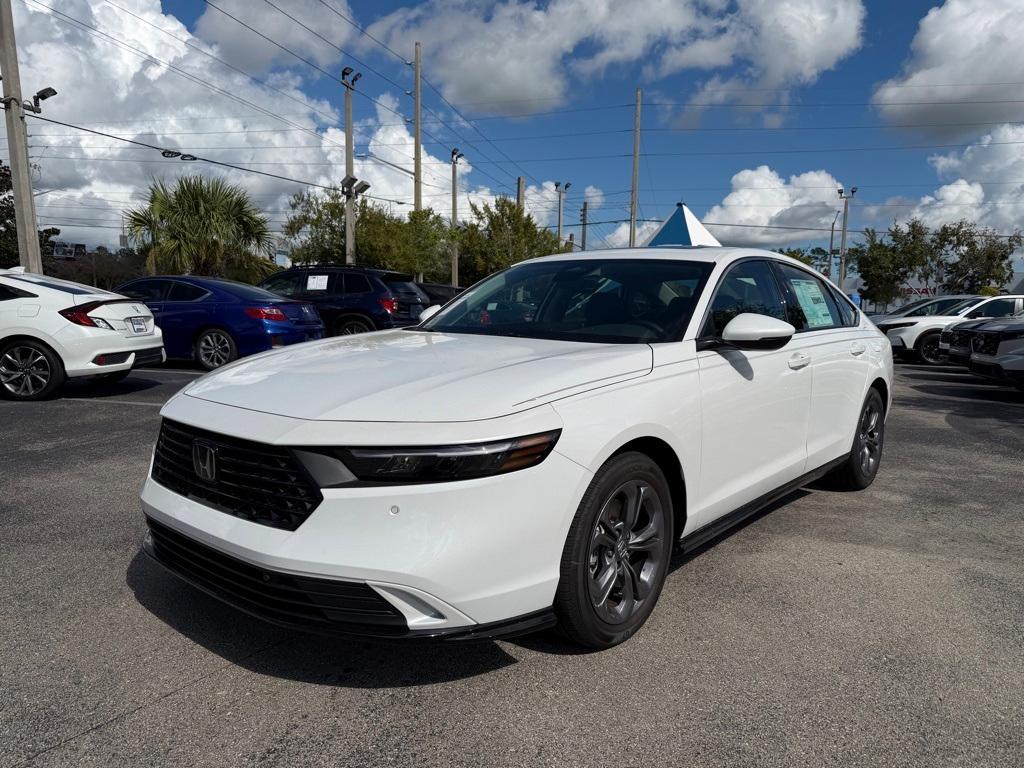 new 2025 Honda Accord Hybrid car