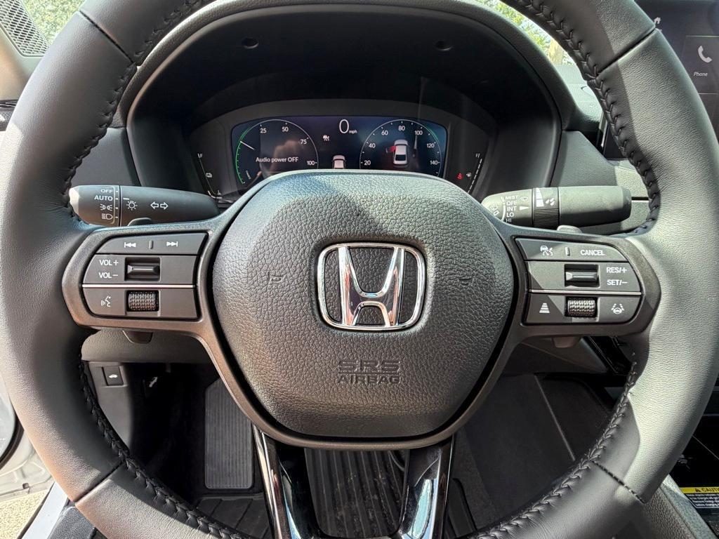 new 2025 Honda Accord Hybrid car