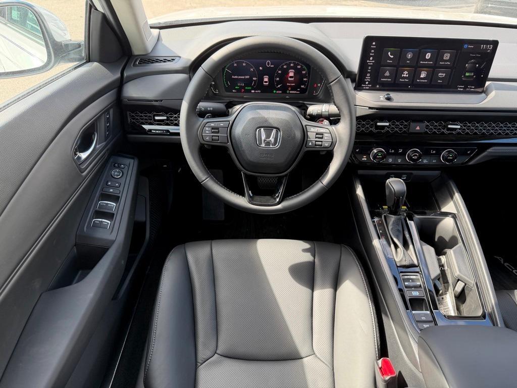 new 2025 Honda Accord Hybrid car