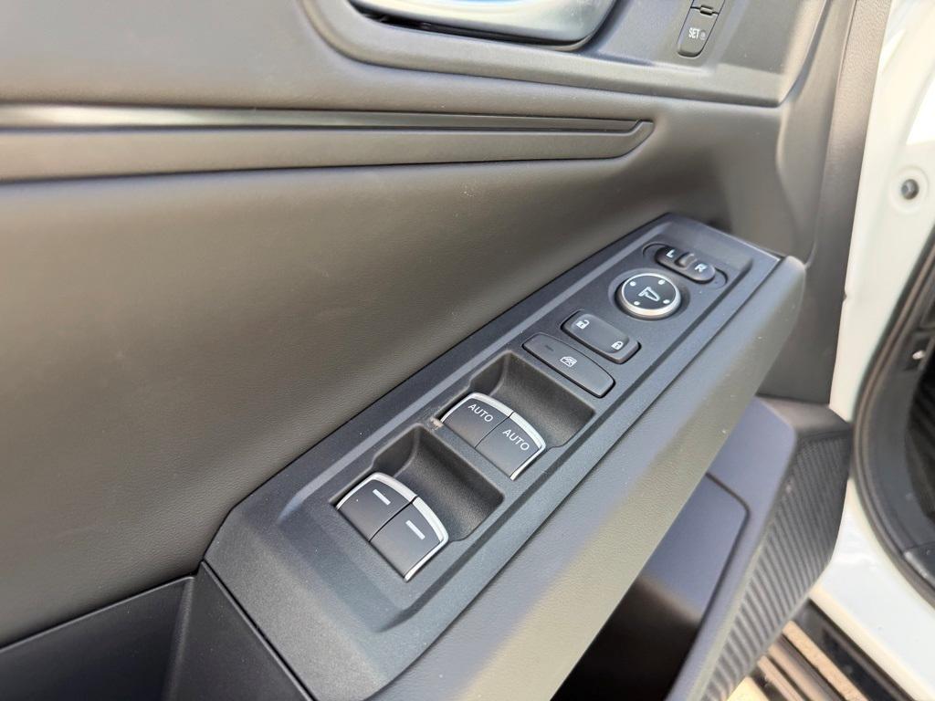 new 2025 Honda Accord Hybrid car