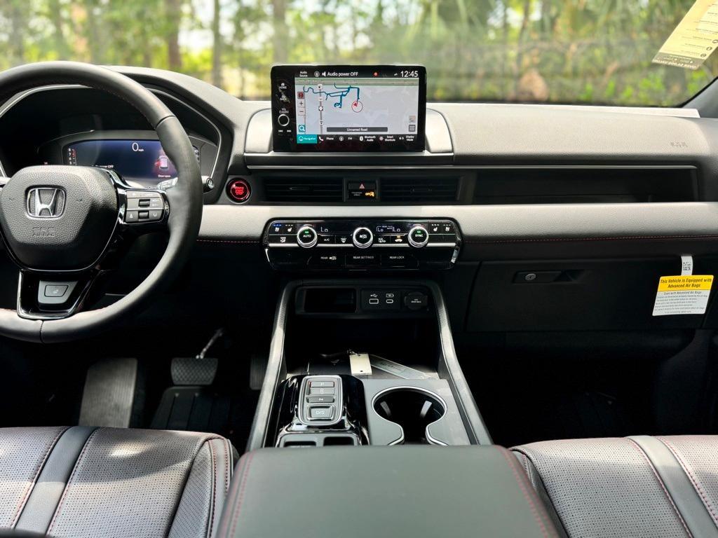 new 2025 Honda Pilot car, priced at $56,485
