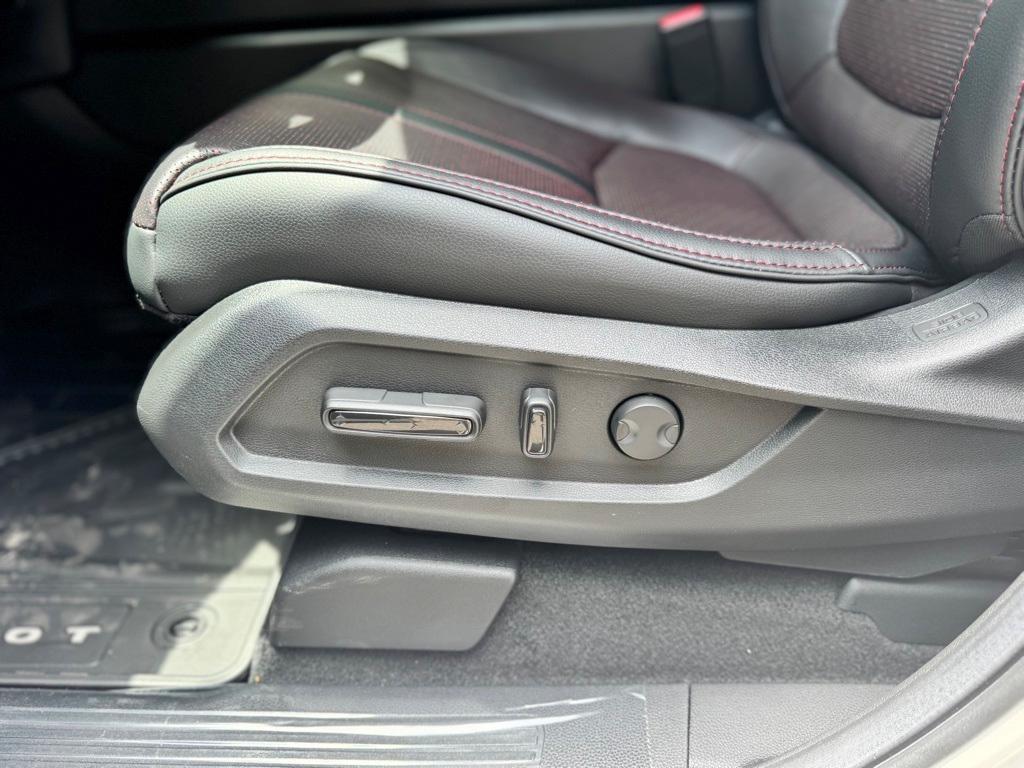 new 2025 Honda Pilot car, priced at $56,485