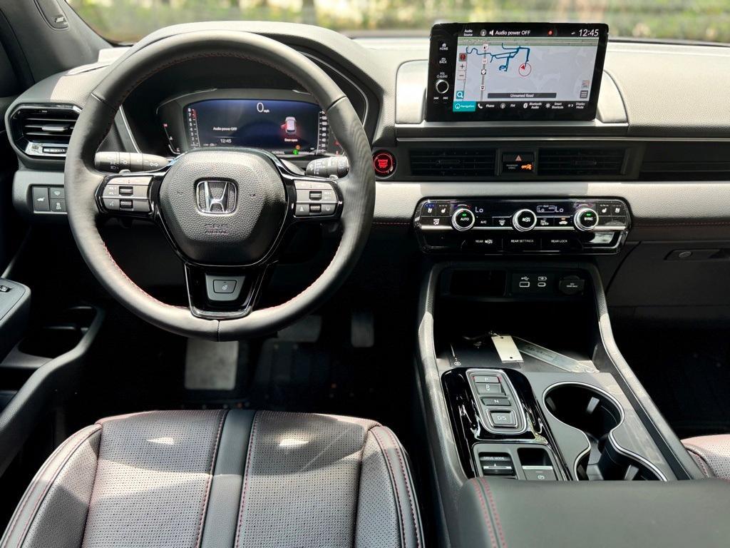 new 2025 Honda Pilot car, priced at $56,485