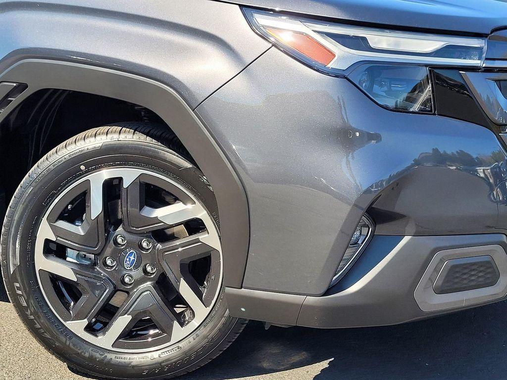 new 2025 Subaru Forester car, priced at $39,558