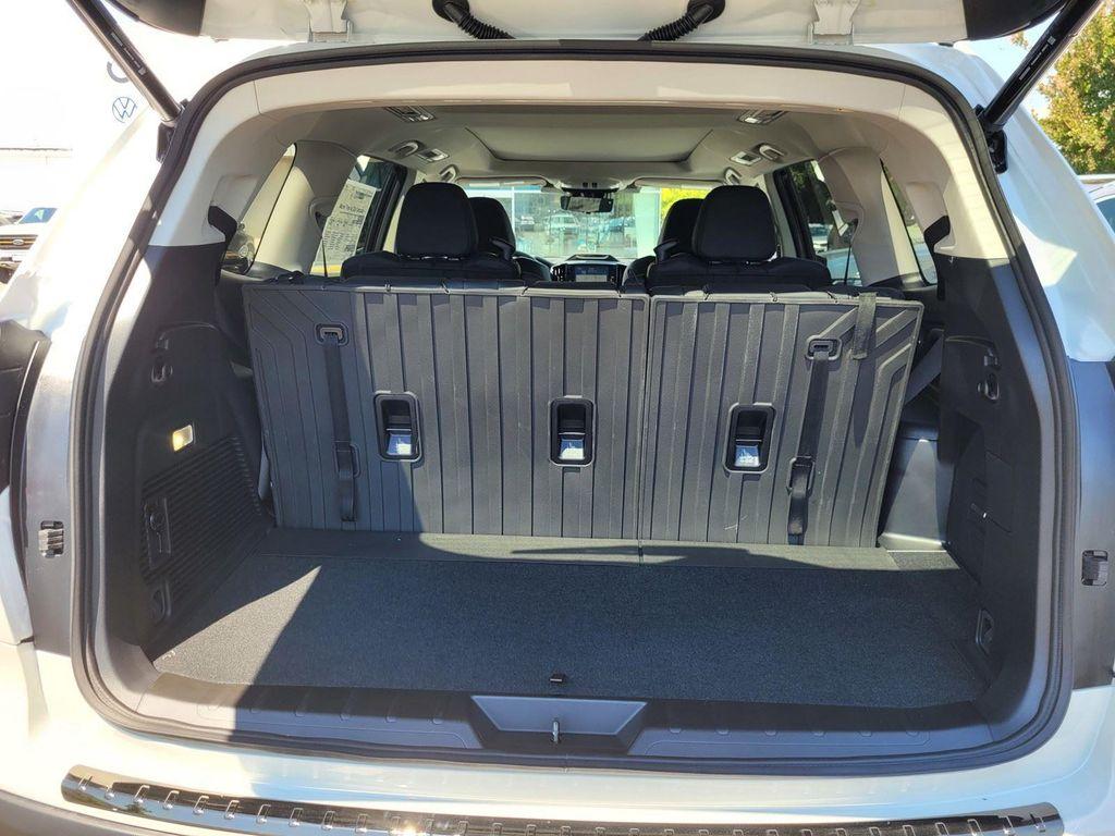 new 2025 Subaru Ascent car, priced at $50,773