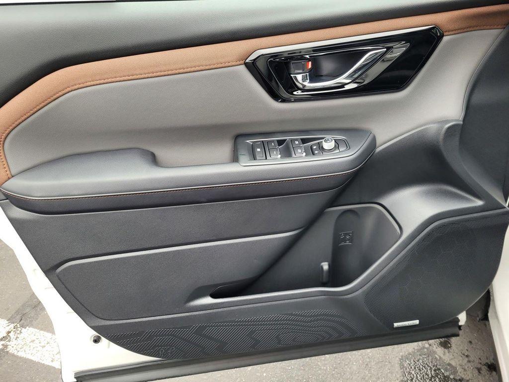 new 2025 Subaru Forester car, priced at $41,002