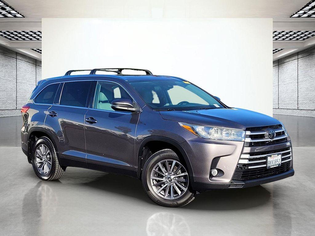 used 2019 Toyota Highlander car, priced at $23,500