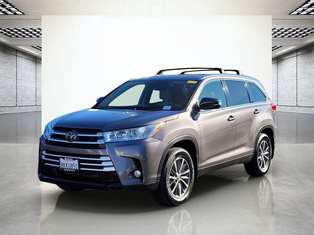used 2019 Toyota Highlander car, priced at $23,500
