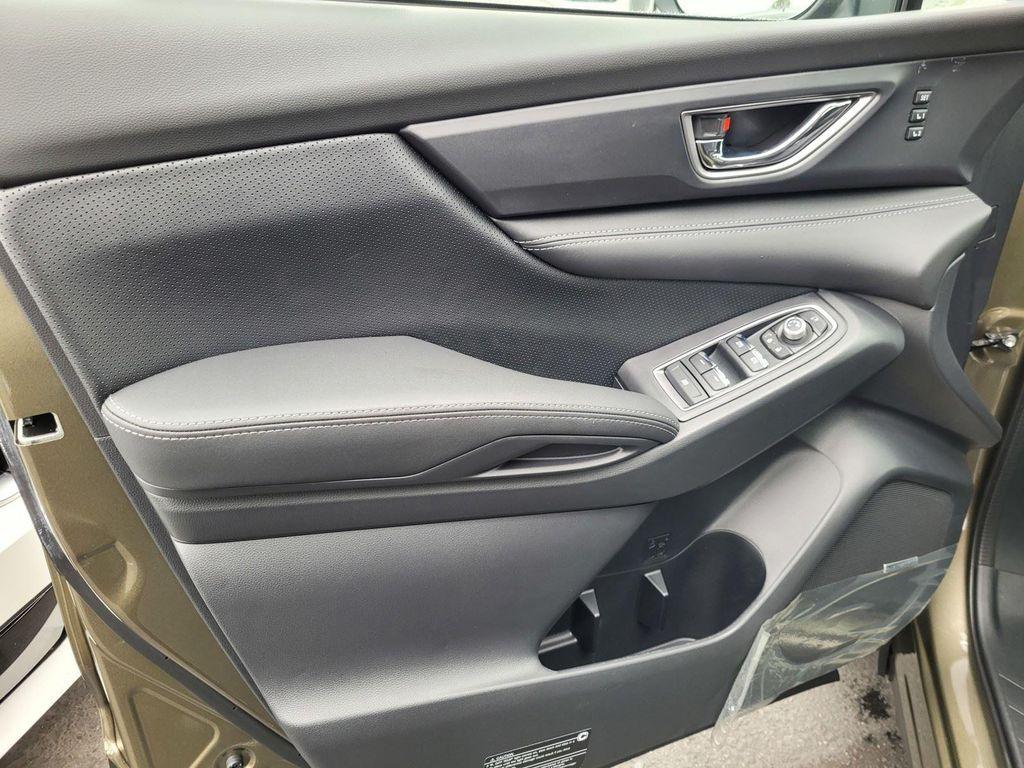 new 2025 Subaru Ascent car, priced at $46,705