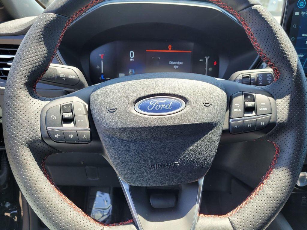 used 2025 Ford Escape car, priced at $28,625