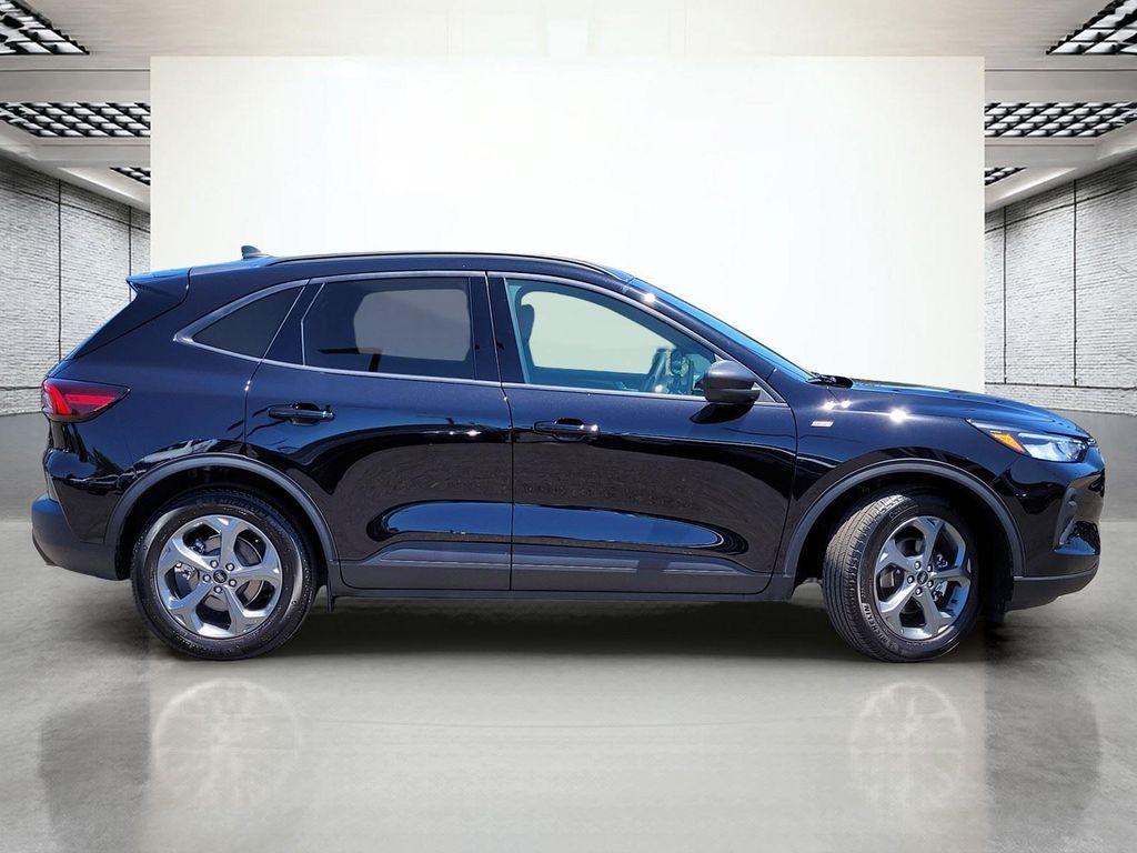 used 2025 Ford Escape car, priced at $28,625