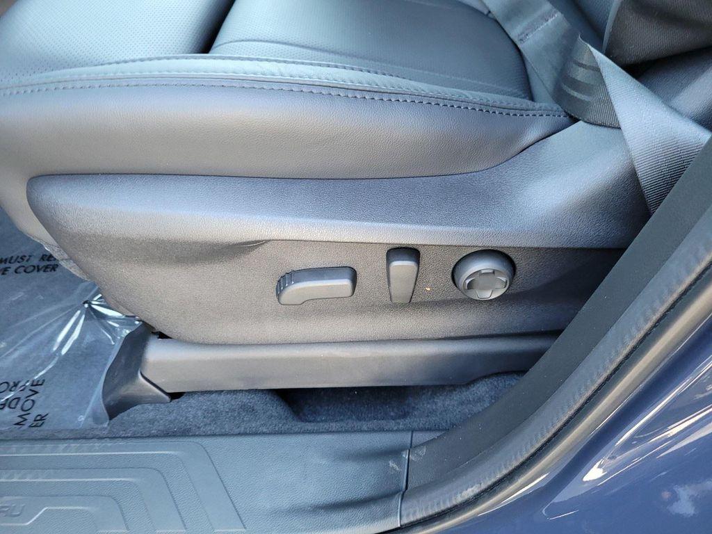 new 2025 Subaru Ascent car, priced at $50,572