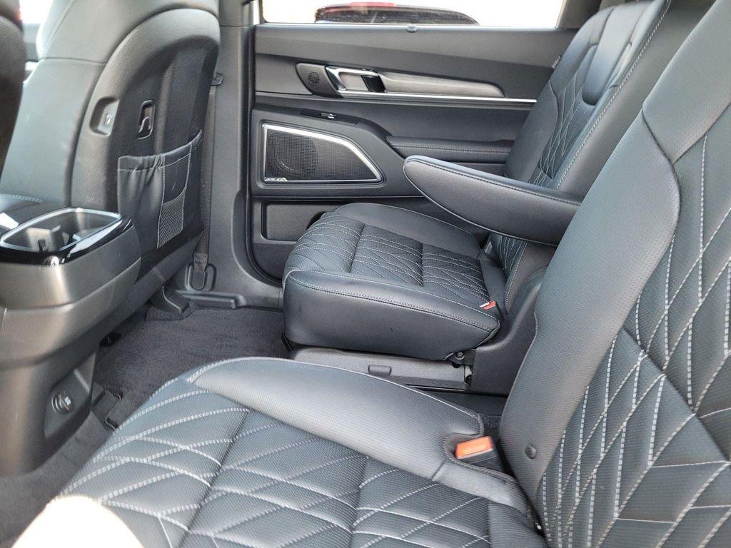 used 2024 Kia Telluride car, priced at $42,999