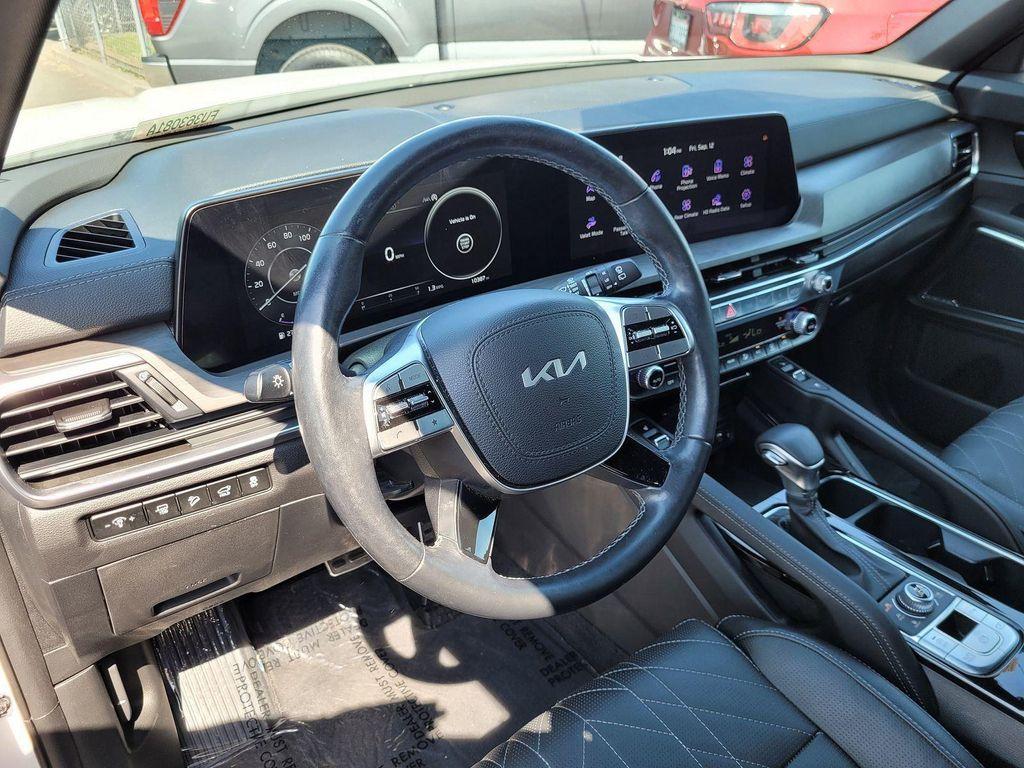used 2024 Kia Telluride car, priced at $42,999