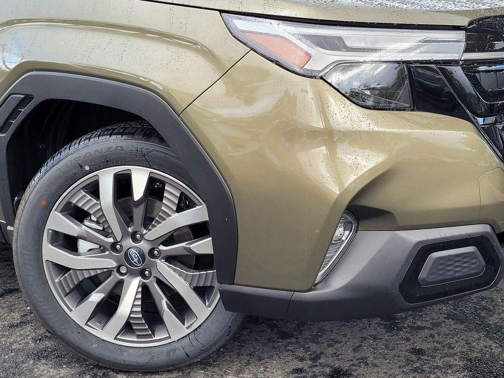 new 2025 Subaru Forester car, priced at $44,228