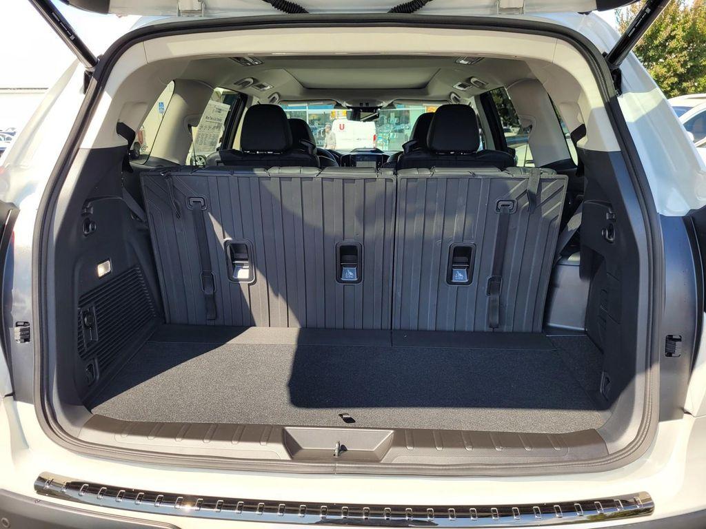 new 2025 Subaru Ascent car, priced at $53,159