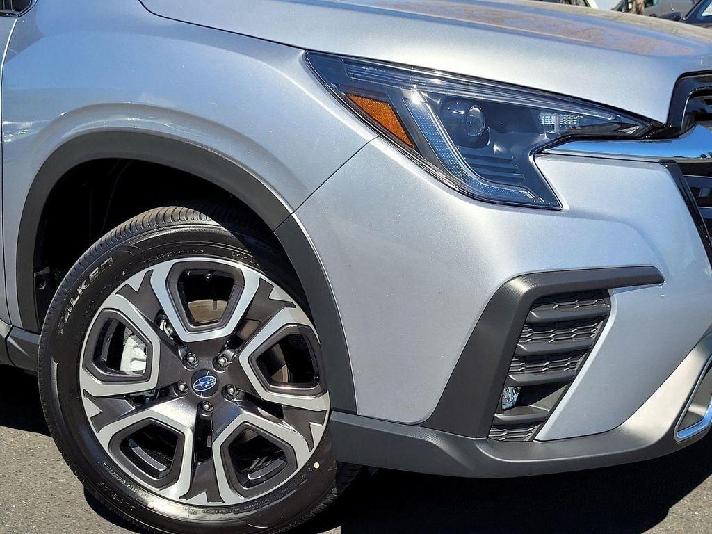 new 2025 Subaru Ascent car, priced at $50,196
