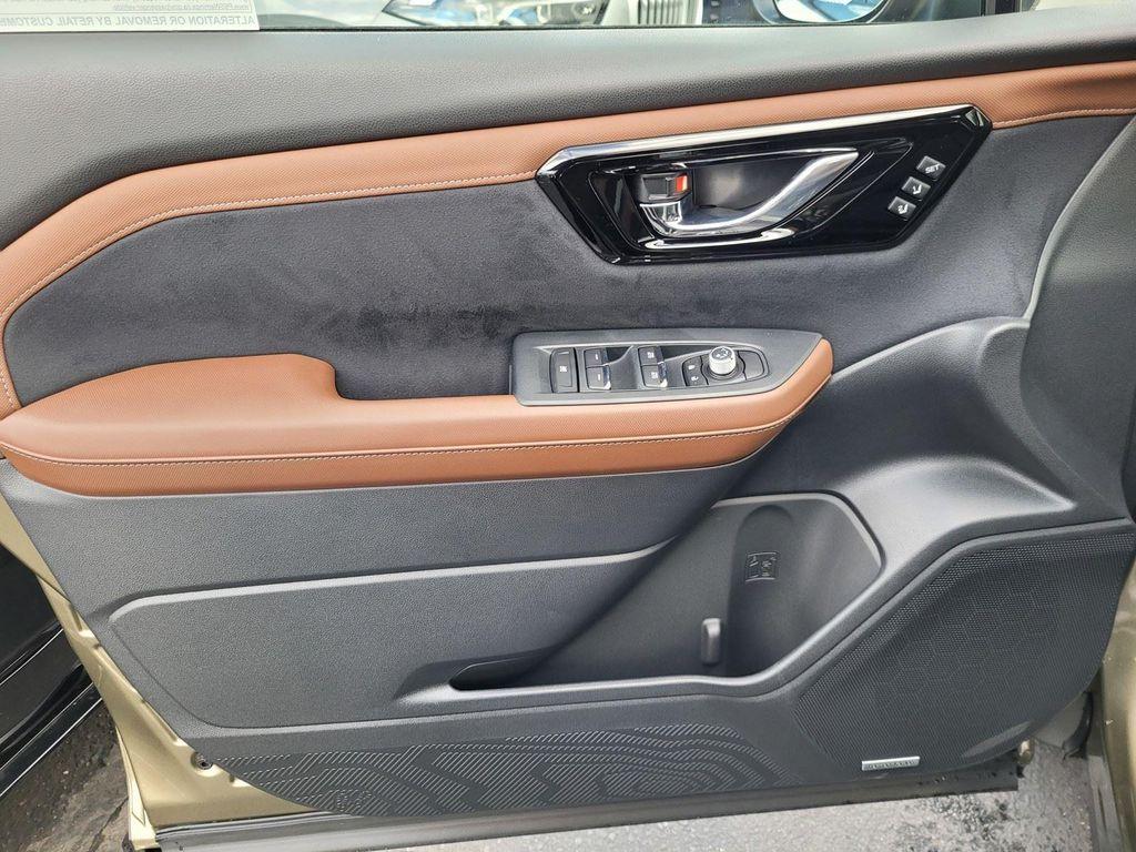 new 2025 Subaru Forester Hybrid car, priced at $43,184