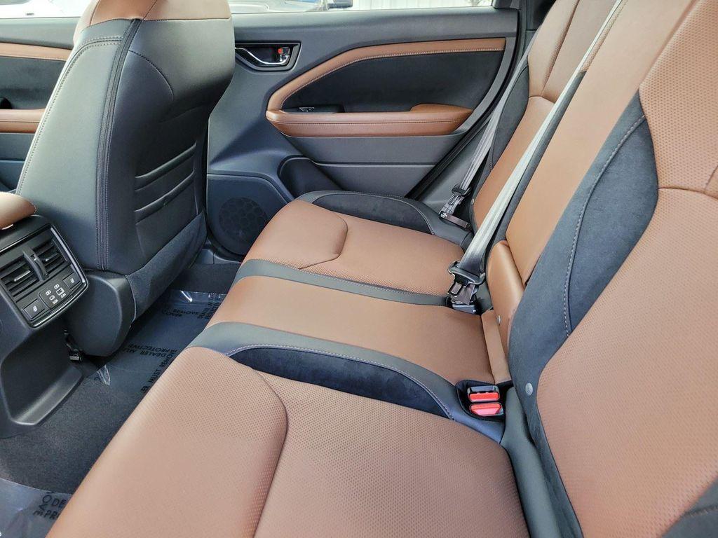 new 2025 Subaru Forester Hybrid car, priced at $43,184